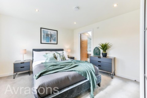 View Full Details for ANDERSON MEWS, OVAL